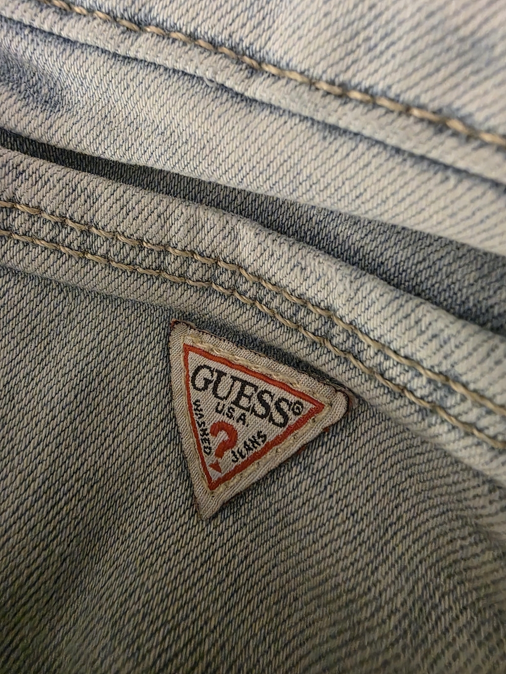 GUESS Men’s Jeans 36x31 Light Wash Blue Denim Straight Leg Classic 5 Pocket